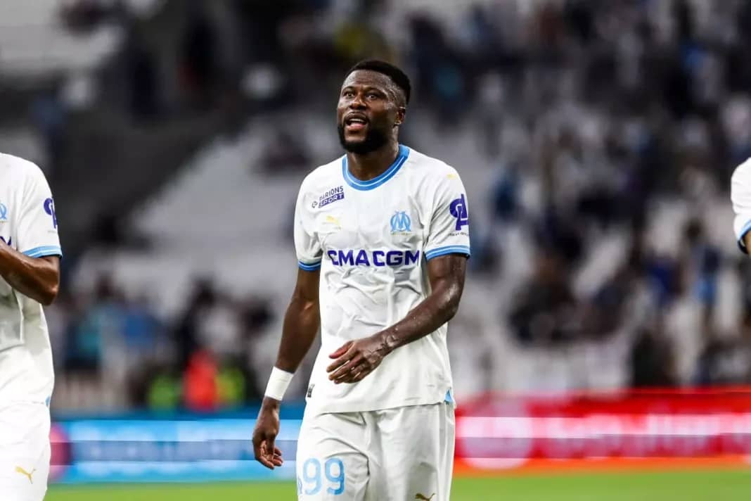 Foot-Ligue1: Chancel Mbemba saisit la justice contre l’OM et Pablo Longoria