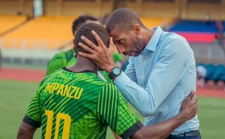 Ligue des champions CAF : Abdeslam Ouaddou enterre la hache de guerre avant d’affronter Lupopo