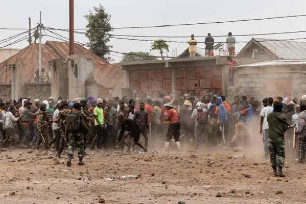 Kolwezi : deux morts et des tensions après la suspension des activités minières
