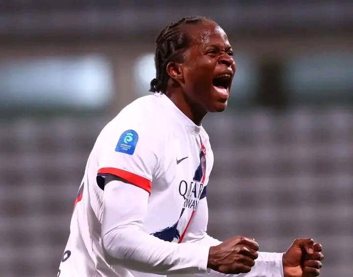 Ligue 1/France (F) : Merveille Kanjinga offre le derby au PSG