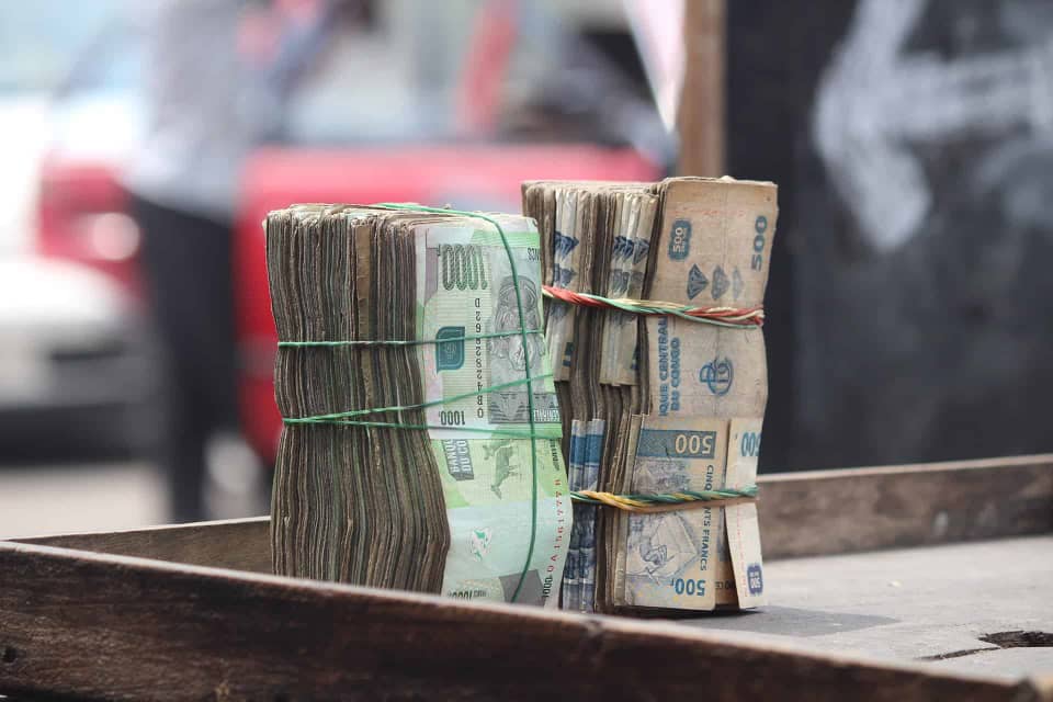 Haut-Katanga : les opérateurs économiques invités à accepter les billets légèrement endommagés